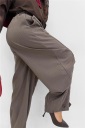 pantalone modello balloon pinstriped